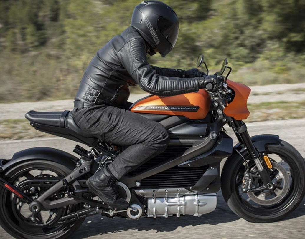 তবে সংস্থার ওয়েবসাইটে ইতিমধ্যেই চলে এসেছে লাইভওয়্যার বাইক।