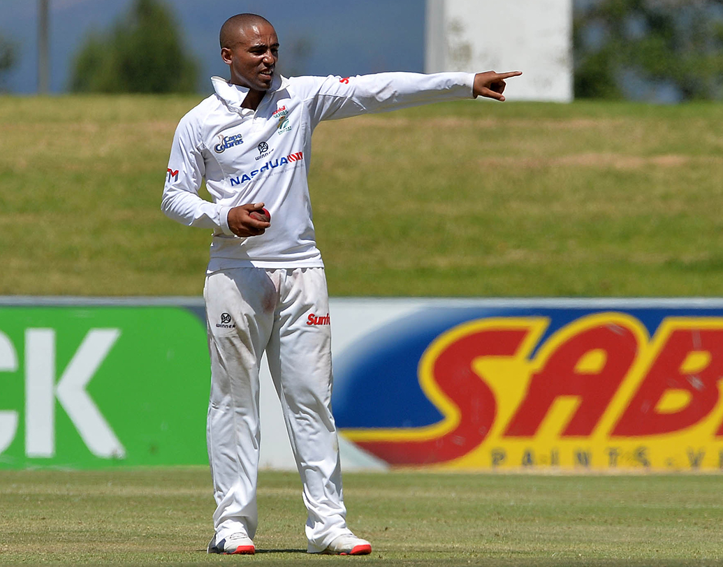 ডেন পিয়েৎ- দলের আরেক স্পিনার। সাত ম্যাচে নিয়েছেন ২৪টি উইকেট। ইনিংসে পাঁচ উইকেট নেওয়ার কৃতিত্ব রয়েছে তাঁর। ভারত সফরে নজর থাকবে তাঁর দিকে।