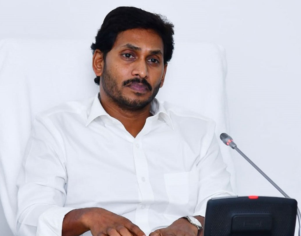 ওয়াই এস জগন্মোহন রেড্ডি অন্ধ্রপ্রদেশের বর্তমান মুখ্যমন্ত্রী। তিনি ওয়াইএসআর কংগ্রেস পার্টির প্রতিষ্ঠাতা। তিনি বেশ কিছু সংস্থারও মালিক। ২০১৯ সালে তাঁর ঘোষিত সম্পত্তি ছিল প্রায় ৪১৬ কোটি টাকার কাছাকাছি।