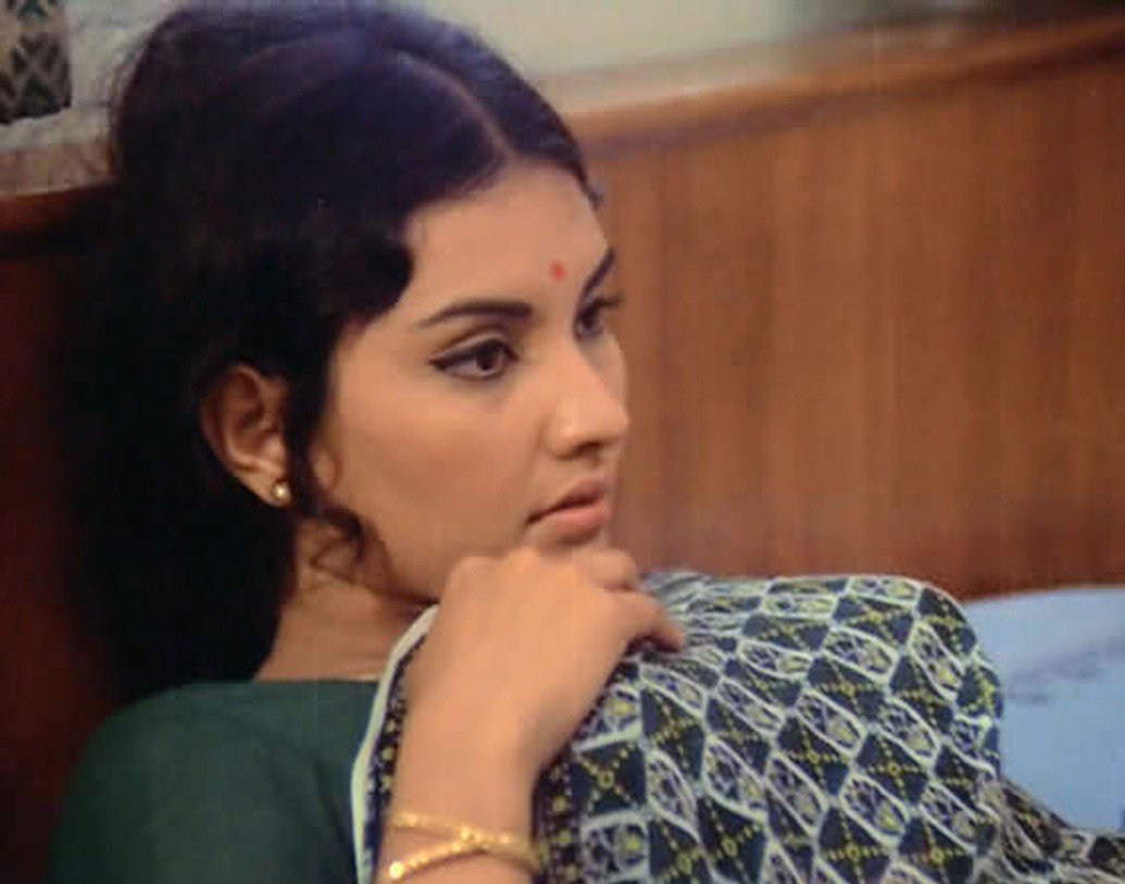 ১০ বছরের কেরিয়ার তিরিশটি ছবিতে অভিনয় করেছেন বিদ্যা। ‘কর্ম’, ‘ইনকার’, ‘কিতাব’, ‘মীরা’ ছবিতেও তাঁর কাজ স্মরণীয়। একমাত্র নেগেটিভ রোলে অভিনয় করেছিলেন রমেশ সিপ্পির ‘যোশ’ ছবিতে। সেই সঙ্গে  সঞ্জীব কুমার, শশী কপূর, বিনোদ খন্না, বিনোদ মেহেরার সঙ্গে অভিনীত ছবিগুলি জনপ্রিয় হয়।