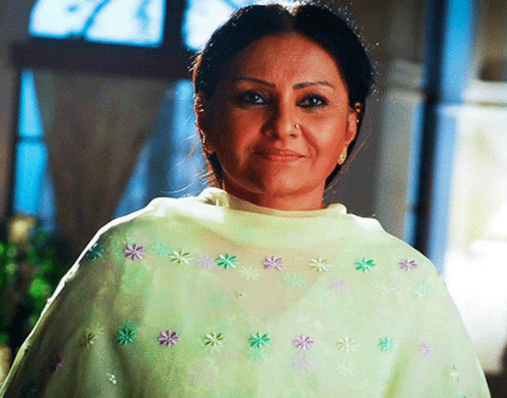 কয়েক বছর অস্ট্রেলিয়াবাসের পরে ভারতে ফিরে আসেন বিদ্যা। অভিনয় করেন ‘কাব্যাঞ্জলি’, ‘জারা’-সহ বেশ কিছু মেগা সিরিয়ালে। কামব্যাক করেন বড় পর্দাতেও। ২০১১ সালে সলমন খানের ‘বডিগার্ড’-এ অভিনয় করেন তিনি। এটাই ছিল বিদ্যার শেষ ছবি। ছোটপর্দায় শেষ বার দেখা গিয়েছিল ‘কুলফিকুমার বাজেওয়ালা’-য়।