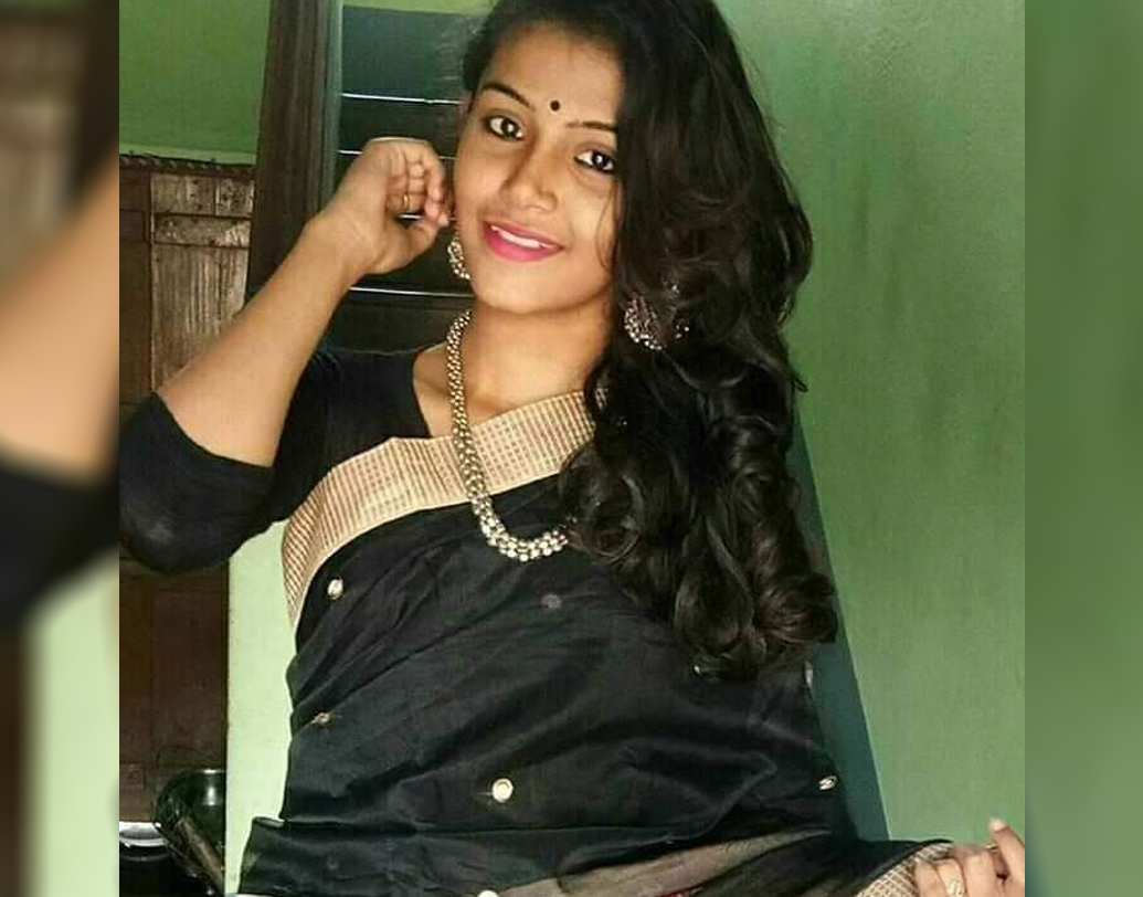 সাফল্যের স্বীকৃতিস্বরূপ আসছে নতুন সুযোগ। রেকর্ডিং এবং অনুষ্ঠান, দু’য়েরই। অঙ্কিতা অবশ্য ভেবেচিন্তে পা ফেলারই পক্ষপাতী। অনুষ্ঠান থাকবে। কিন্তু পাখির চোখ অবশ্যই ছবিতে প্লে ব্যাক। তবে সব কিছু ছাপিয়ে অঙ্কিতার লক্ষ্য নিরবচ্ছিন্ন সঙ্গীতসাধনা।