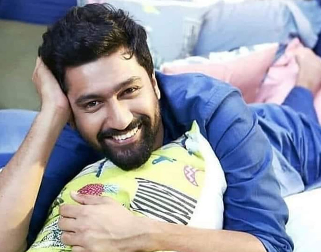 কাজপাগল ভিকি জন্মদিনেও শুটিং করতে ভালবাসেন। ওটাই তাঁর কাছে উদযাপন, জানিয়েছেন তিনি। ছবি দেখাও তাঁর অন্যতম প্রিয় শখ। পছন্দের অভিনেতা হৃতিক রোশন এবং নওয়াজউদ্দিন সিদ্দিকি। প্রিয় পরিচালক অনুরাগ কাশ্যপ এবং কর্ণ জোহর।