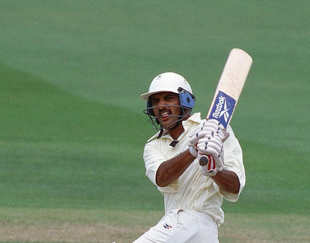 একদিনের ক্রিকেটে শেষ ম্যাচ খেলেন ১৯৯৩ সালে। সে বারেও প্রতিপক্ষ সেই ওয়েস্ট ইন্ডিজ। আজহারের ভারত সে বারের বৃষ্টি বিঘ্নিত ম্যাচে হেরে যায় ৬৯ রানে। শেষ ম্যাচের স্মৃতি যদিও সুখের ছিল না অজয়ের। প্রথম বলেই আউট হয়ে যান তিনি। তারপর আর সুযোগ আসেনি।