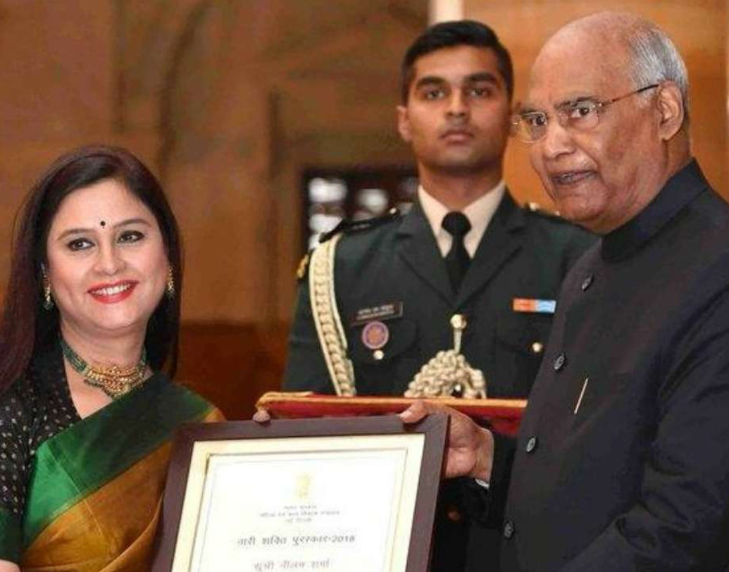 সংবাদপাঠের পাশাপাশি ডিডি নিউজে তাঁর জনপ্রিয় শো ছিল ‘বড়ি চর্চা’ এবং ‘তেজস্বিনী’। এই দু’টি শো সঞ্চালনার জন্য তিনি সম্প্রতি ‘নারীশক্তি’ সম্মানে ভূষিত হন। মার্চ মাসে রাষ্ট্রপতি রামনাথ কোবিন্দের হাত থেকে পুরস্কার গ্রহণ করেন নীলম।