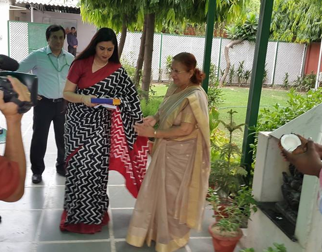 ২০০৩ সালে শুরু হওয়া টক শো ‘বড়ি চর্চা’ ছিল দূরদর্শনের সাম্প্রতিক চর্চিত ও জনপ্রিয় শোগুলির মধ্যে অন্যতম। রাজনৈতিক, সামাজিক, খেলাধূলা, অর্থনৈতিক ও প্রযুক্তি-বিভিন্ন বিষয়ে আলোচনা হত এই অনুষ্ঠানে। বক্তা হিসেবে অংশ নিতেন সমাজের বিভিন্ন ক্ষেত্রের নামী ব্যক্তিত্ব। উপস্থিত দর্শকদেরও গুরুত্বপূর্ণ ভূমিকা থাকত এই শো-এ।