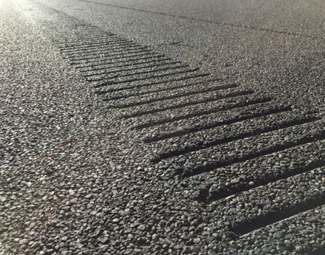 মিউজিক্যাল রোডের স্রষ্টা জাপানের ইঞ্জিনিয়র শিজুয়ো শিনোদা। তাঁর পরিকল্পনাকে কাজে লাগিয়েই দেশের বিভিন্ন প্রান্তে মিউজিক্যাল রোড তৈরি করেছে জাপান।