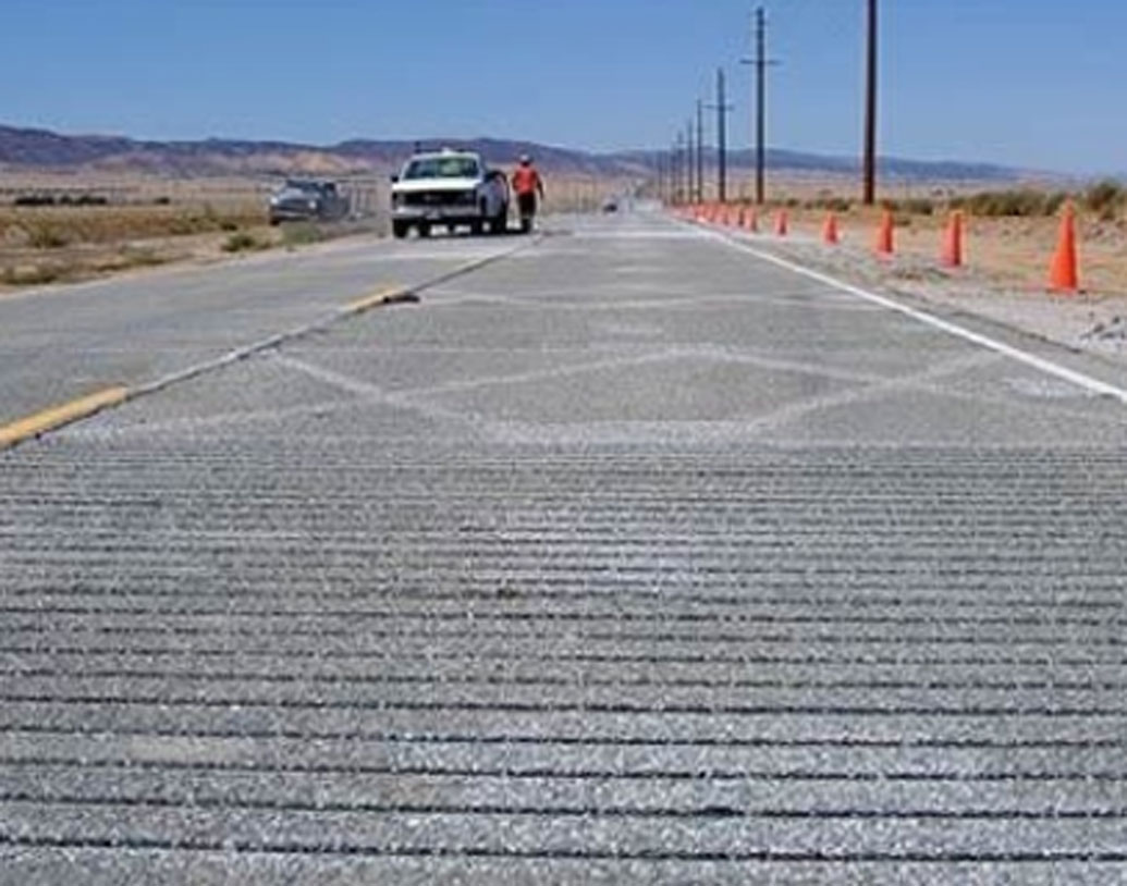 রাস্তায় যেখানে স্বল্প ফারাকের চ্যানেল রয়েছে সেখানে দ্রুত লয়ের সুর সৃষ্টি হয়। আবার যেখানে বেশি ফারাকের চ্যানেল রয়েছে সেখানে ঢিমে লয়ের সুর সৃষ্টি হয়।