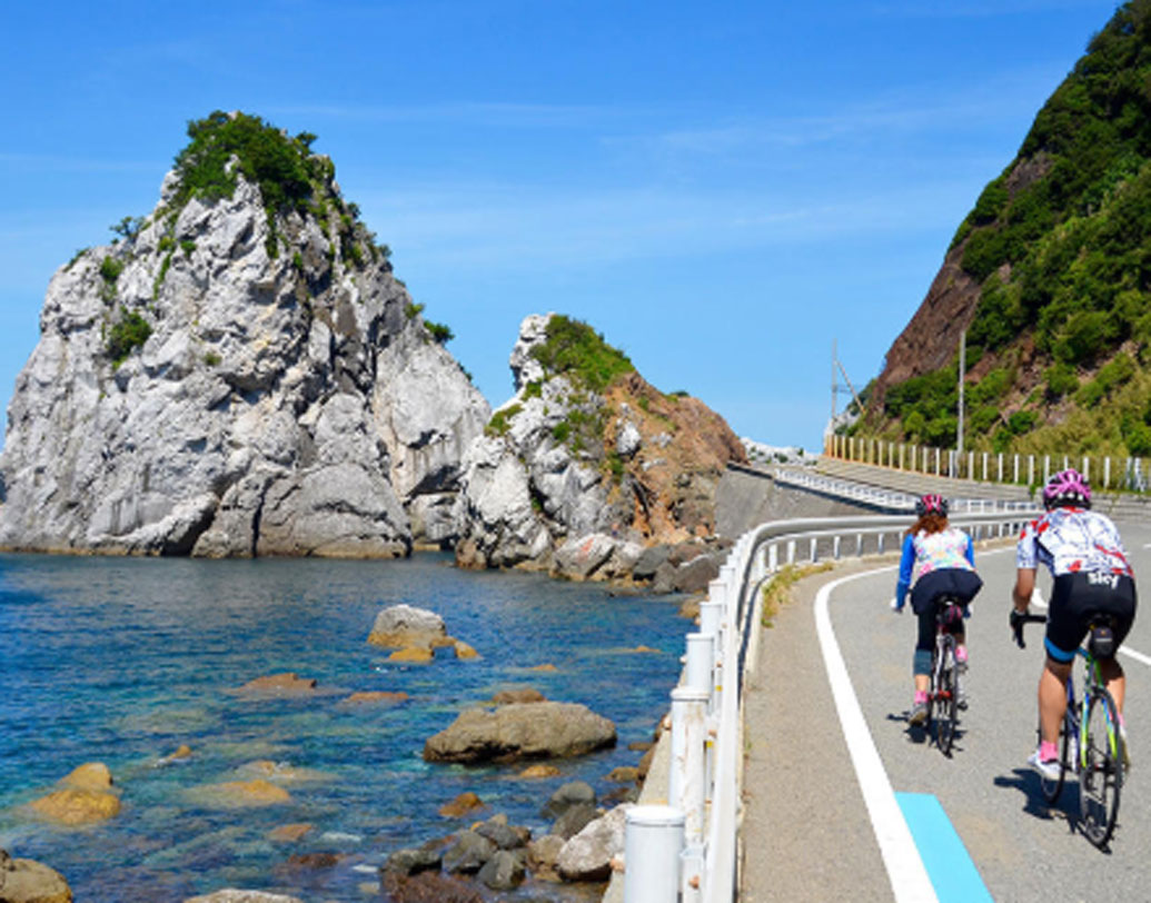 কিমিনো শহরের মিউজিক্যাল রোড দিয়ে গেলেই বাজতে শুরু করে জাপানের প্রিয় লোকগাথা ‘নিয়াগেত গোরান ইয়োরু’।