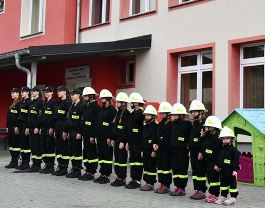 এই গ্রামে ৯২টি বাড়িতে বাস ৩০০ জন মানুষের। ২০১০ সালের পরে এই গ্রাম কোনও সদ্যোজাত শিশুপুত্রের কান্না শোনেনি।