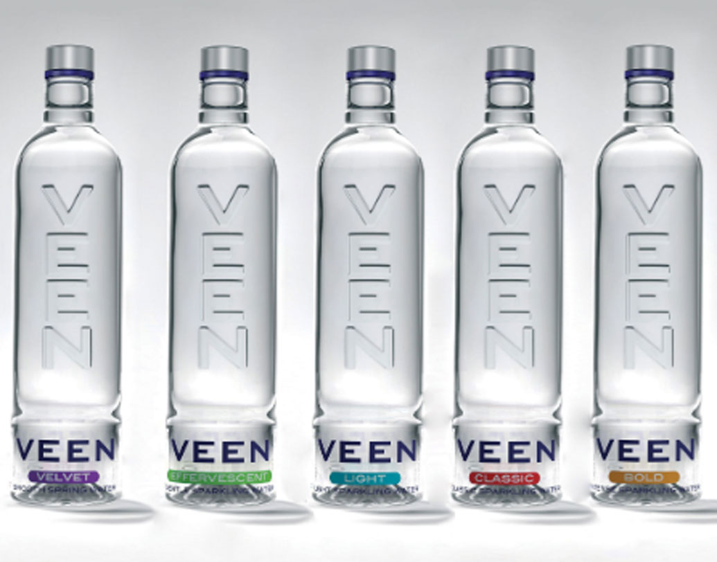 ভিন: দাবি করা হয় এটা বিশ্বের সবচেয়ে শুদ্ধ পানীয় জল। এমনও দাবি করা হয়, অন্য জলের চেয়ে এই সংস্থার জল দ্রুত তেষ্টা মেটায়। ফিনল্যান্ডের টেঙ্গেলিও গ্রামের কাছে ফিনিশ ল্যাপল্যান্ডে একটি ঝর্না থেকে এই জল সংগ্রহ করা হয়। ৭৫০ মিলিলিটার জলের দাম প্রায় ১৬০০ টাকা।