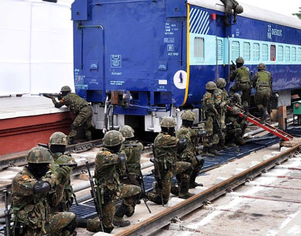 চারটি ধাপে দেশের আলাদা আলাদা ৯টি জায়গায় কোরাস বাহিনীর ট্রেনিং হবে।