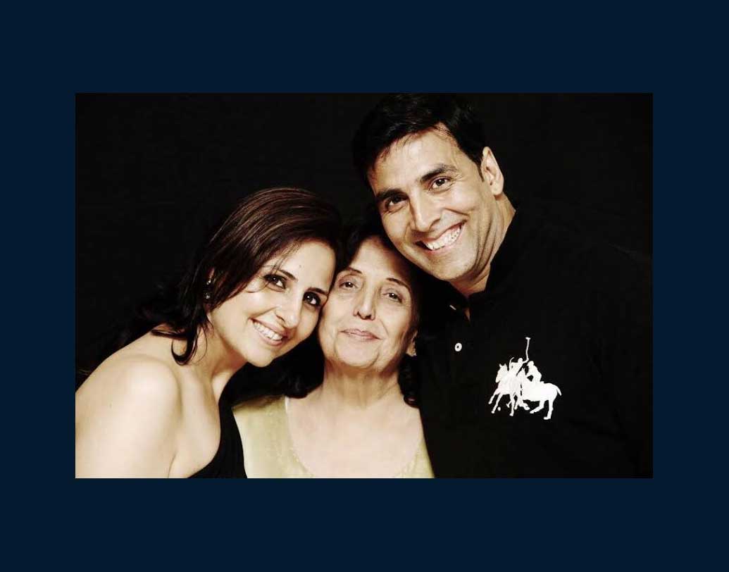 আদতে পঞ্জাবের হলেও অক্ষয়-অলকার বড় হওয়া মুম্বইয়ে। তার আগে তাঁদের বাবা-মা থাকতেন অমৃতসর ও দিল্লিতে। অলকার জন্মের কিছু দিন পরে তাঁরা চলে আসেন মুম্বইয়ের কোলিওয়াড়ায়।