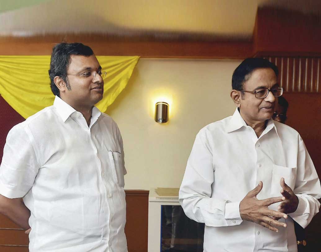 ইন্দ্রাণীর আরও দাবি, তাঁদের কাছে চিদম্বরম তাঁর ছেলেকে ব্যবসায় সাহায্য করার অনুরোধ জানিয়েছিলেন।তাঁর বয়ান রেকর্ড করা হয় ২০১৮ সালের ফেব্রুয়ারিতে। সেই বয়ান এখন চিদম্বরমের গ্রেফতারিতে মূল নথি।