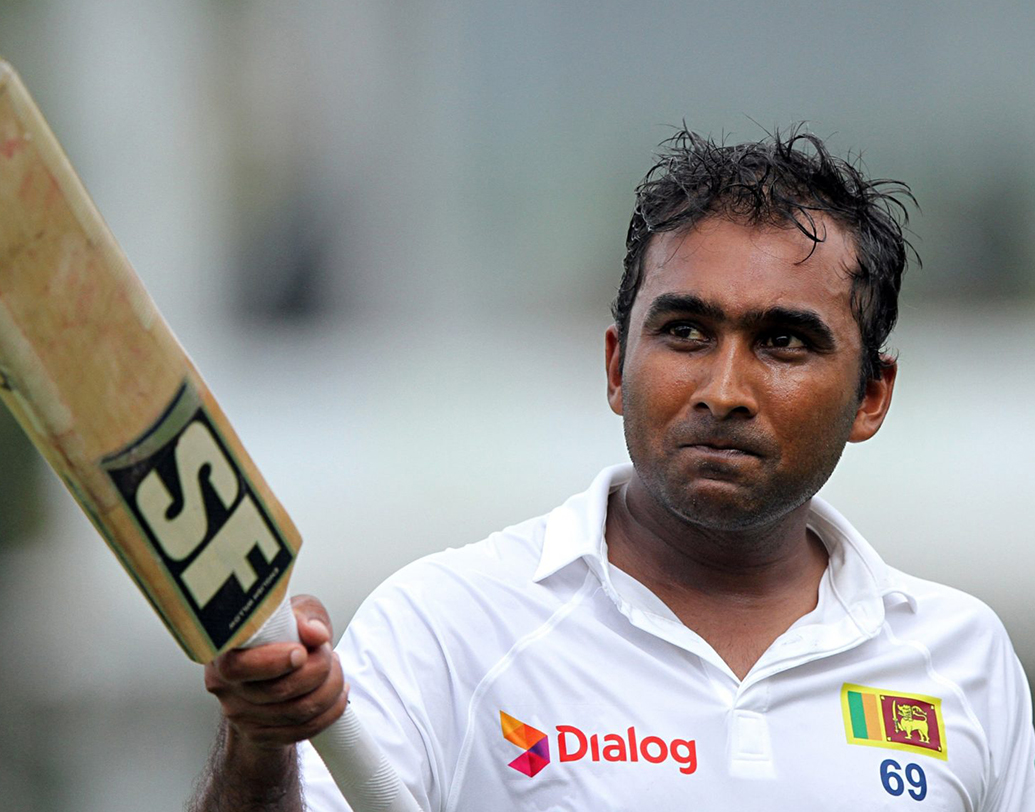 কলম্বোতে ২০০৬ সালে আরও এক শ্রীলঙ্কান ব্যাটসম্যানের কথা উঠে আসবে চতুর্থ ইনিংসের নায়ক হিসেবে। তিনি শ্রীলঙ্কার কিংবদন্তি ব্যাটসম্যান মাহেলা জয়বর্ধনে। দক্ষিণ আফ্রিকার দেওয়া ৩৫২ রানের লক্ষ্য টপকাতে তিনি জয়সূর্য ছাড়া কাউকে সে দিন পাশে পাননি। এনটিনি, পোলকদের পেস আক্রমণ সামলে ১২৩ রানের ইনিংস খেলেন তিনি। বাকি কাজ সারেন মালিঙ্গা এবং মাহরুফ।