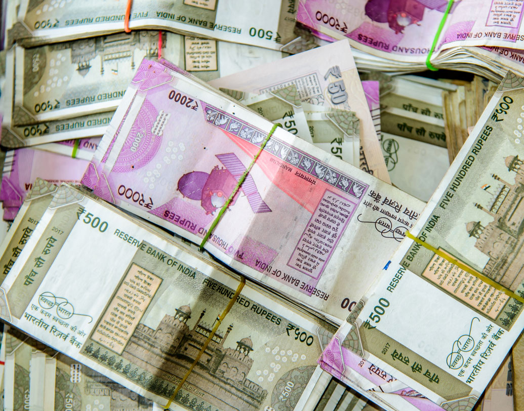 দেশের বড় বড় মলেও খোলে রুবানস। ২০১৬-’১৭-তে ৫৬ লক্ষ টাকা লাভের মুখ দেখে রুবানস। পরের বছর সে লাভ লাফিয়ে বাড়ে ৩.৫ কোটিতে। ২০১৮-১০১৯-এ এই লভ্যাঙ্ক ছুঁয়েছে ৭.৫ কোটিতে! বিপুল টাকার মালিক হলেও পুরনো দিনের কথা ভাবতে বসলে আজও চোখের কোণ ভিজে যায় চিনুর।