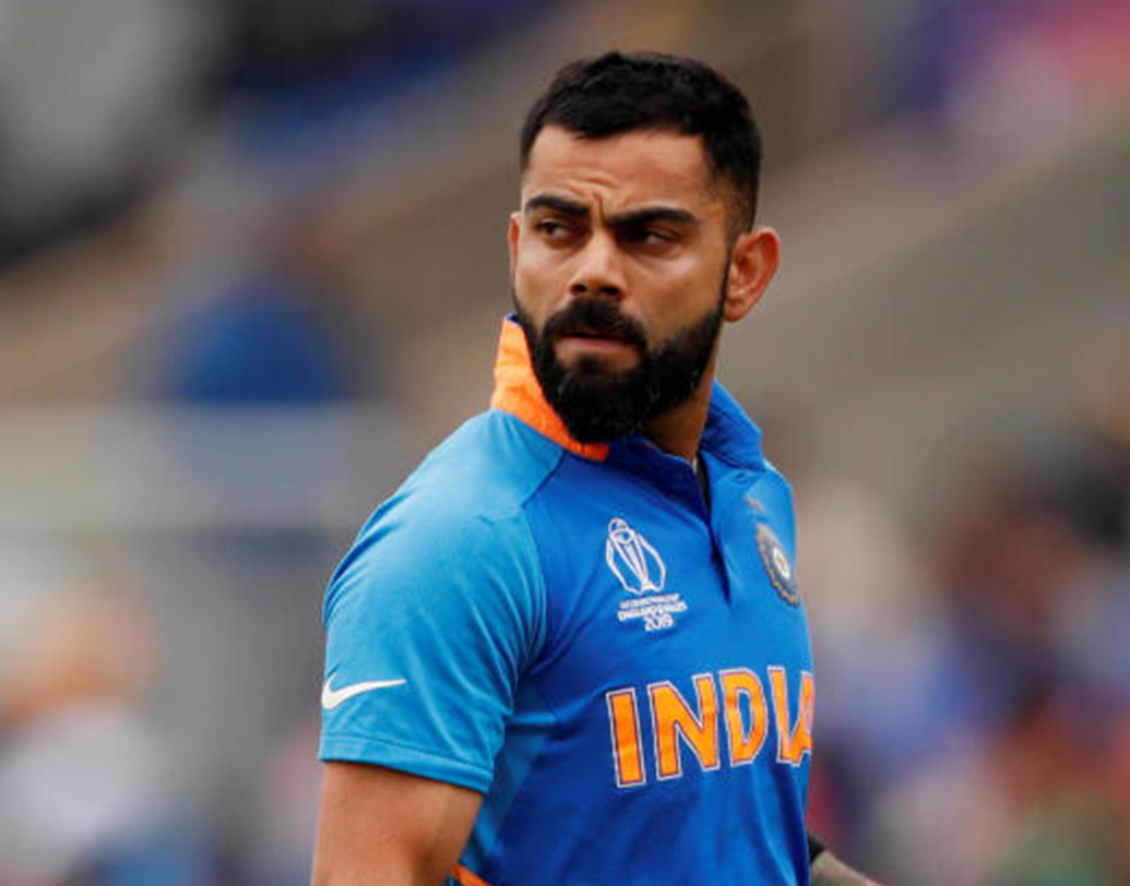 ভারত অধিনায়ক বিরাট কোহালির সামনে অপেক্ষা করছে একটি বড় রেকর্ড। মাত্র ২৪ রান করলেই ওয়েস্ট ইন্ডিজের বিরুদ্ধে প্রথম ম্যাচেই ভাঙতে পারেন এই রেকর্ডটি। রেকর্ডটি হল টি২০ ক্রিকেটে ভারতীয় হিসেবে সর্বাধিক রানের।