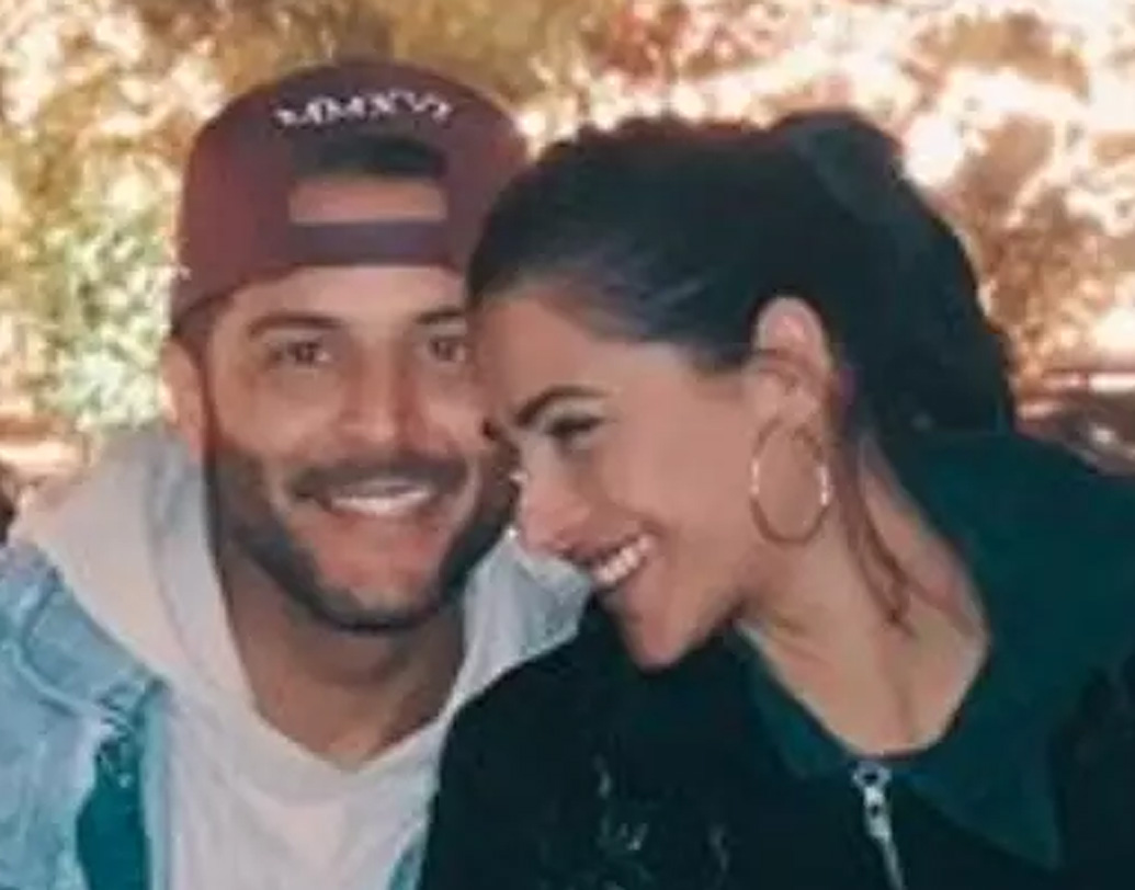 নার্গিস আমেরিকার নাগরিক। আমেরিকাতেই তাঁর জন্ম। শোনা যাচ্ছে, খুব তাড়াতাড়ি মার্কিন পরিচালক ম্যাট অ্যালঞ্জোকে বিয়ে করতে চলেছেন তিনি। বিয়ের তারিখ এখনও ঠিক হয়নি।