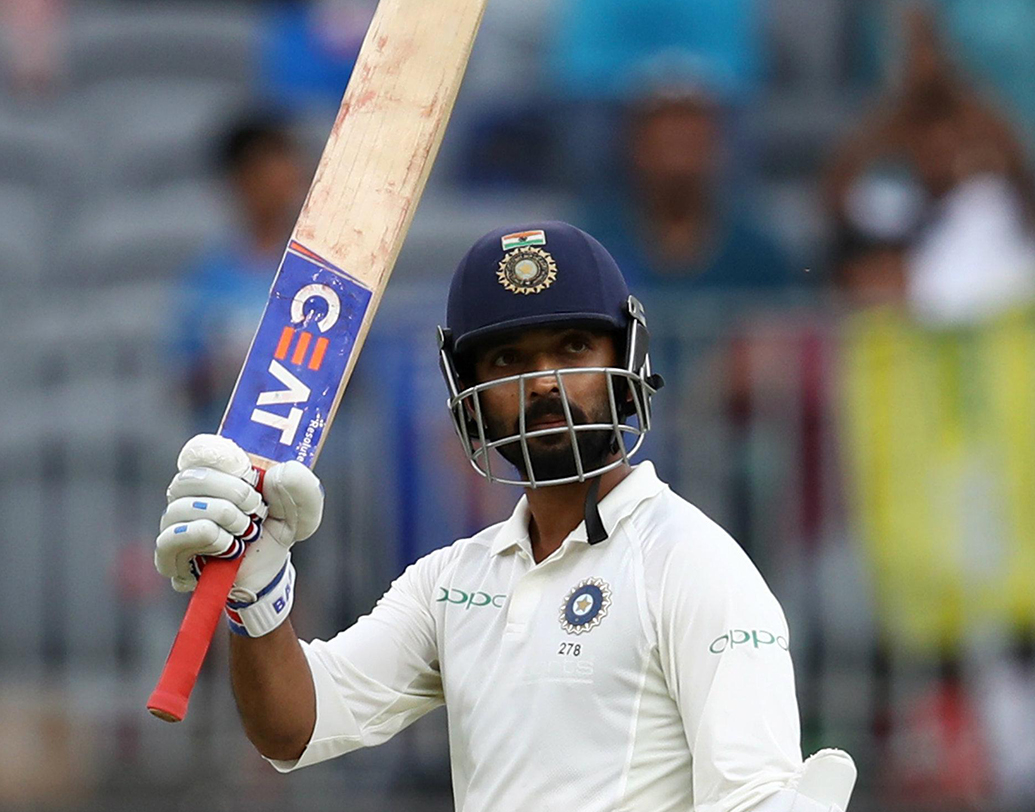 অজিঙ্ক রাহানে- বহু দিন পর সেঞ্চুরি এল রাহানের ব্যাট থেকে। গত ম্যাচ যেন রাহানেরই মঞ্চ ছিল। চাপের মুখে তাঁর ব্যাটিং এই মুহূর্তে তাঁকে নিয়ে ওঠা প্রশ্নগুলোকে ছুড়ে ফেলে দিয়েছে মাঠের বাইরে। তাই দ্বিতীয় ম্যাচেও পাঁচ নম্বরে তাঁকেই দেখা যাবে।