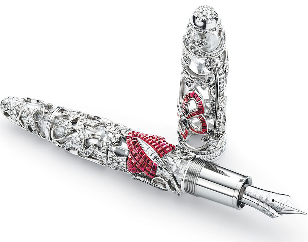 মঁব্লাঁ- মিস্ট্রি মাস্টারপিস: এই পেন তৈরির সংস্থাটি জার্মানির হামবুর্গে ১৯০৬ সালে চালু হয়েছিল। এই পেনটি হোয়াইট গোল্ড দিয়ে তৈরি যার দাম ভারতীয় মুদ্রায় ৪.৪ কোটি টাকা।