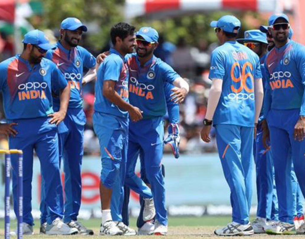 এই সিরিজ জয়ে ভারতের অন্যতম হাতিয়ার তরুণ রক্ত। নতুনদের মধ্যে সাইনি, ক্রুণাল, ওয়াশিংটন সুন্দররা যেমন সফল, তেমনই অভিজ্ঞতাকে কাজে লাগিয়ে ওয়েস্ট ইন্ডিজকে বিপাকে ফেলেছেন ভুবনেশ্বর কুমার, রবীন্দ্র জাদেজার মতো বোলাররাও।