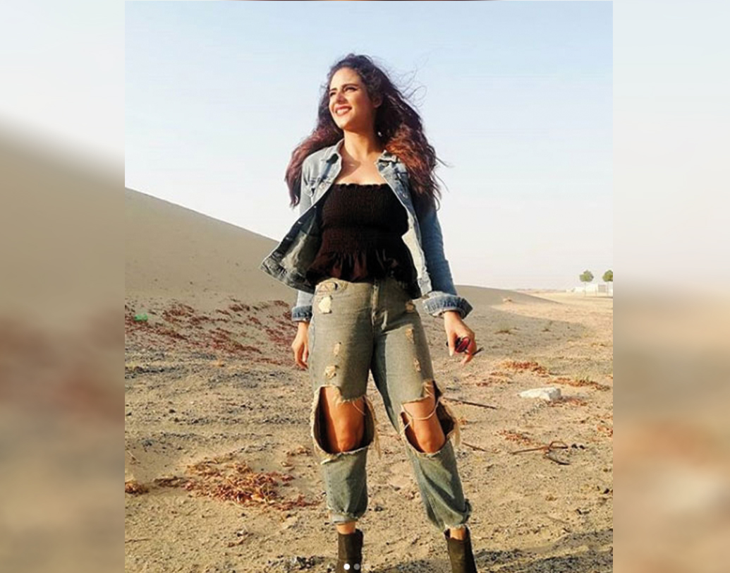 কাজ করেছেন বলিউডের নামকরা স্টারদের সঙ্গেও। শাহরুখ খান, অমিতাভ বচ্চন, আমির খানের মতো স্টারদের সঙ্গে স্ক্রিন শেয়ার করতে দেখা গিয়েছে তাঁকে। ছবি: ইনস্টাগ্রাম