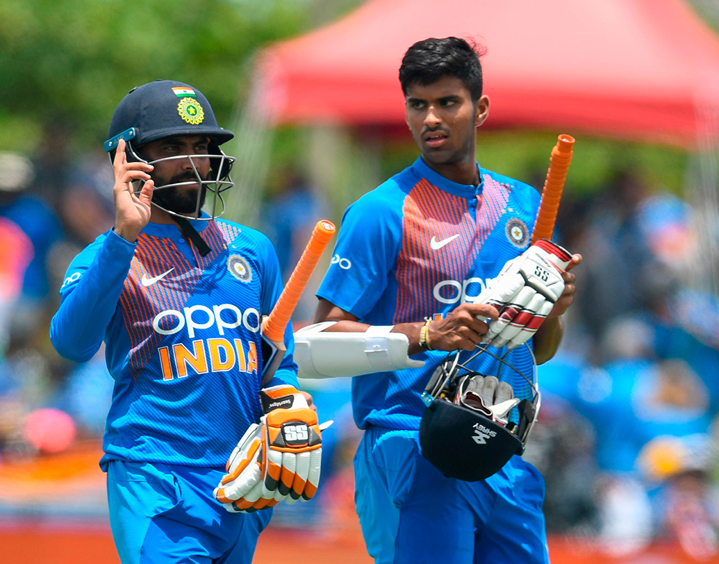 তিন ম্যাচে মাত্র দুই উইকেট পেলেও নজরে রাখতেই হবে এই স্পিনারের দিকে। কারণ ‘কুল-চা’ জুটির অবর্তমানে তিনি হয়ে উঠতেই পারেন ভারতের ভরসা। ব্যাট হাতেও লোয়ার অর্ডারেও দলকে ভরসা দিতে পারেন তিনি।