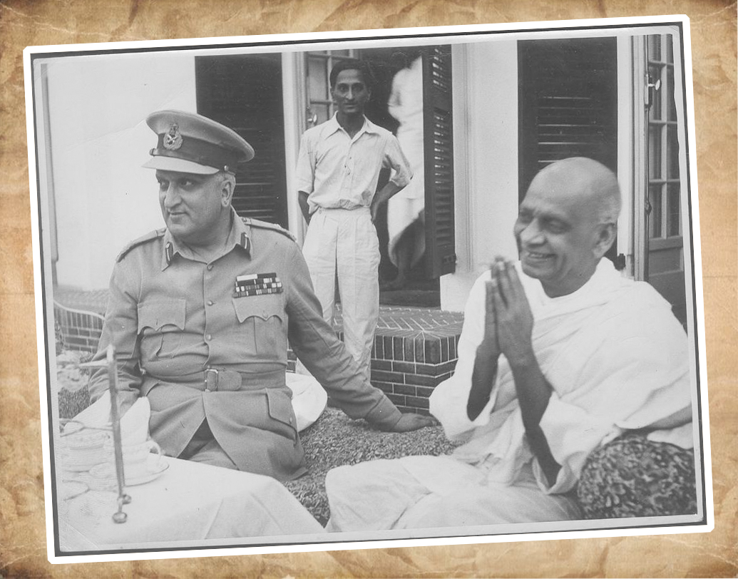 পরিস্থিতির ফলস্বরূপ ১৯৪৭-এর ২৬ অক্টোবর ইনস্ট্রুমেন্ট অব অ্যাসেশনে স্বাক্ষর করেছিলেন মহারাজা হরি সিংহ। ফলত জম্মু কাশ্মীর অংশ হল স্বাধীন ভারতের। কিন্তু এই ঘটনার ফলে শুরু হল ভারত-পাকিস্তান যুদ্ধ।