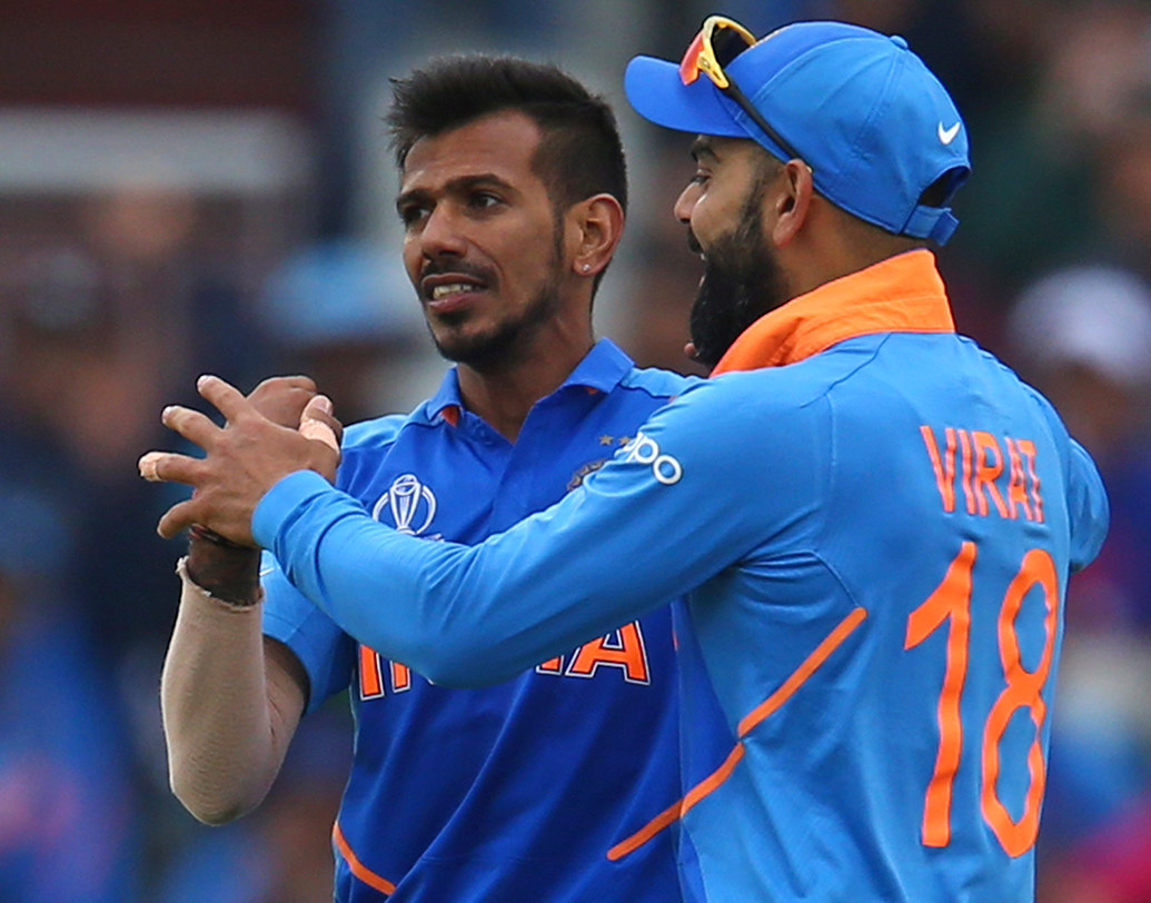 যুজবেন্দ্র চাহাল- বাঁহাতি জাডেজা দলে থাকায় চাহালের সুযোগ পাওয়ার সম্ভাবনা বেশি। সে ক্ষেত্রে ‘কুল-চা’জুটির এই ম্যাচে খেলার সম্ভাবনা কম।যদি না ভারত পাঁচ ব্যাটসম্যান ফর্মুলায় খেলতে নামে। তবে বিদেশের মাঠে সেই সম্ভাবনা কম।