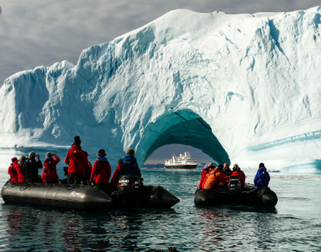 International news Meet Iceberg hunters of Atlantic ocean dgtl