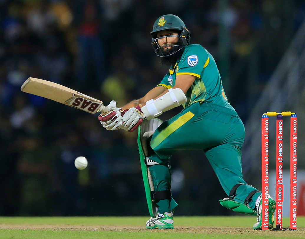 হাসিম আমলা- গতকাল, বৃহস্পতিবারই তিনি ঘোষণা করেছেন তার অবসরের কথা। দক্ষিণ আফ্রিকার এই ওপেনার শেষ দিকে তাঁর সেই চওড়া ব্যাট খুঁজে পাচ্ছিলেন না, যার ওপর ভর করে দাঁড়িয়ে থাকত দক্ষিণ আফ্রিকার ব্যাটিং লাইন আপ।