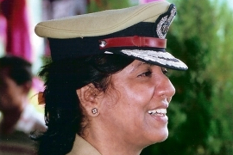 কাঞ্চনের দুই মেয়ের শৈশব কেটেছে মূলত দাদু-দিদিমার কাছেই। তাই নিয়ে আক্ষেপ ছিল না কাঞ্চনের। বরং মনে হয়েছে মায়ের সঙ্গ বেশি না পাওয়ায় মেয়েরা অনেক বেশি স্বাবলম্বী হয়েছিল।