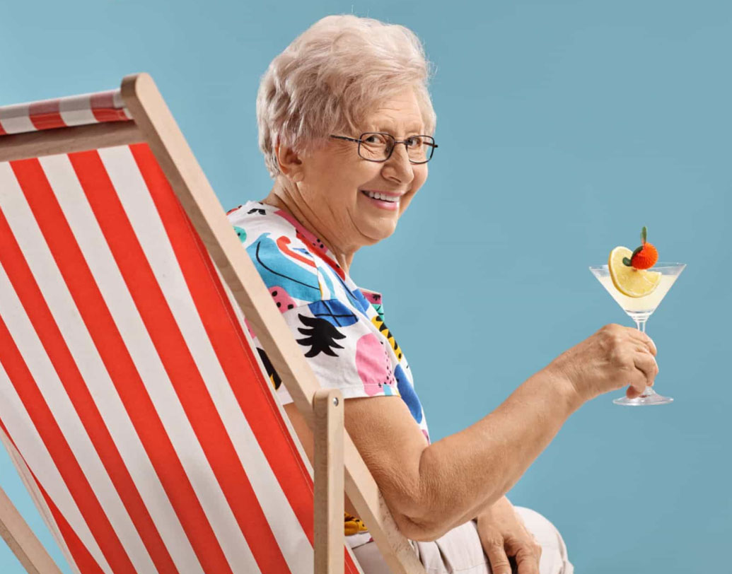 মায়ের প্রতি এতই টান যে তাঁকে ছাড়া থাকতেই পারেন না। এমনকি, হানিমুনেও দম্পতির সঙ্গে ছিলেন মা। ২০১২-র গোড়ায় সেই হানিমুনের পর ইতালির ওই দম্পতির বিয়ে টিকেছিল মাত্র তিন সপ্তাহ!