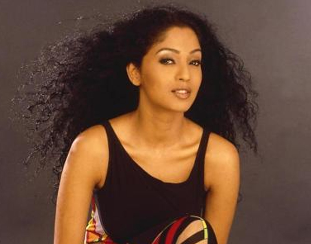 বেশির ভাগ হিন্দি ছবিতেই অভিনয় করেছেন পার্শ্বনায়িকা হিসেবে। সেগুলির মধ্যে অন্যতম ‘ফরেব’, ‘আ অব লট চলে’ এবং ‘বাঘবান’। ‘হম তুমহারে হ্যায় সনম’ ছবিতে সুমন অভিনয় করেছিলেন শাহরুখ খানের বোনের ভূমিকায়।