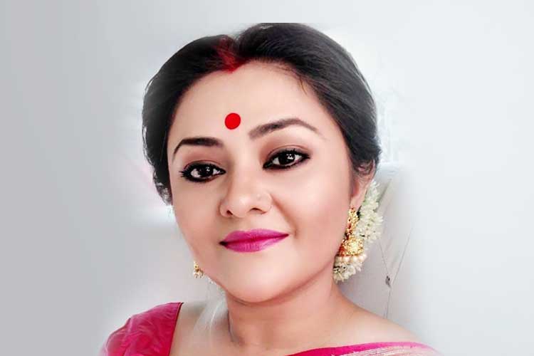 শুনেছিলাম আমি নাকি ভবিষ্যতের সবচেয়ে প্রতিশ্রুতিমান তারকা, তবু কেউ ডাকল কি: কণীনিকা