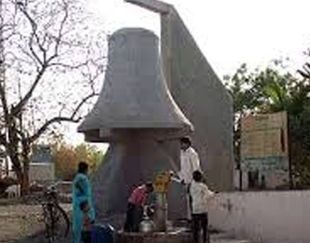 জল স‌ংরক্ষণের পাশাপাশি শুরু হল বৃষ্টির জলকে কাজে লাগিয়ে কৃষিকাজ। গ্রাম জুড়ে তৈরি হল জলাধার। ভূগর্ভস্থ জলস্তর কিছুটা বাড়ায় কমল জলাভাবের সমস্যা।