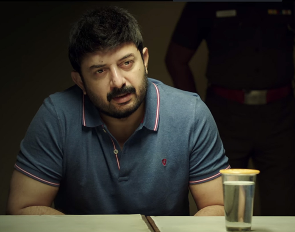 অনেকেই জানেন না, অভিনেতার পাশাপাশি অরবিন্দ স্বামী একজন ডাবিং আর্টিস্ট-ও। ১৯৯৪ সালে ‘দ্য লায়ন কিং’ যখন প্রথমবার মুক্তি পেয়েছিল, অরবিন্দ ডাবিং করেছিলেন পূর্ণবয়স্ক সিম্বা-র চরিত্রে। পঁচিশ বছর পরে ২০১৯ সালে আবার তিনি ডাবিং করেছেন এই ছবির তামিল সংস্করণে। তবে এ বার খলনায়ক, স্কার-এর ভূমিকায়।