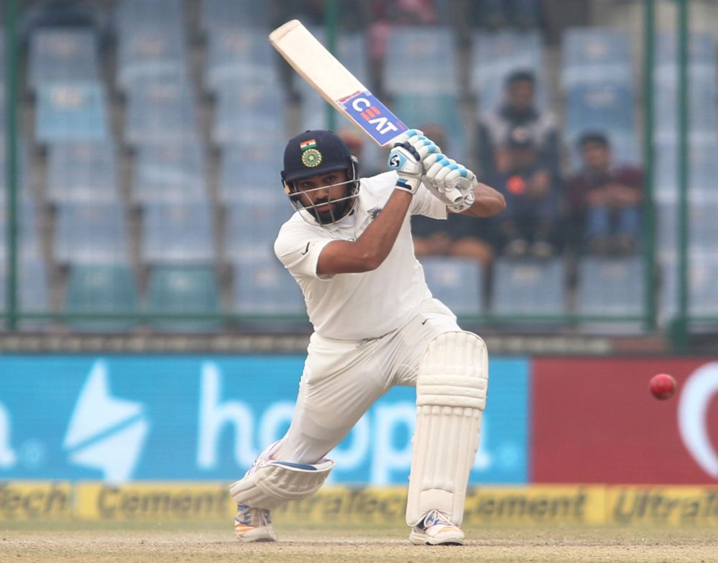 রোহিত শর্মা- প্রধান নির্বাচক তাঁকে ওপেন করিয়ে দেখার কথা বলেছেন। এই সিরিজে ঘরের মাঠে রোহিতের টেস্ট ভাগ্য খোলে কিনা সেটাই দেখার। রোহিত কি এখানেও ‘রো-হিট’ হয়ে উঠবেন? পারবেন ওপেনার হিসাবে পরবর্তী সহবাগ হয়ে উঠতে?