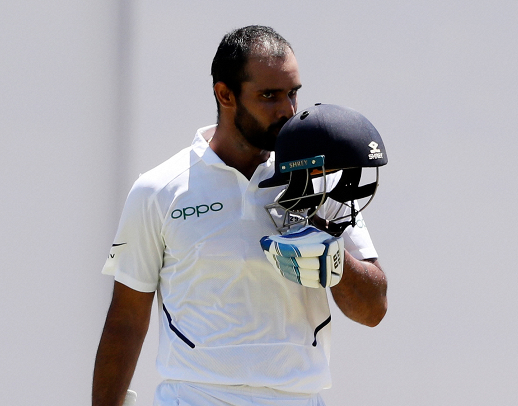 হনুমা বিহারী- নতুনদের মধ্যে সব চেয়ে বেশি ভরসা জুগিয়েছেন তিনিই। ওয়েস্ট ইন্ডিজ সফের পেয়েছেন নিজের প্রথম আন্তর্জাতিক শতরানও। এই দুরন্ত ফর্ম ধরে রাখতে চাইবেন তিনি এই সিরিজেও।