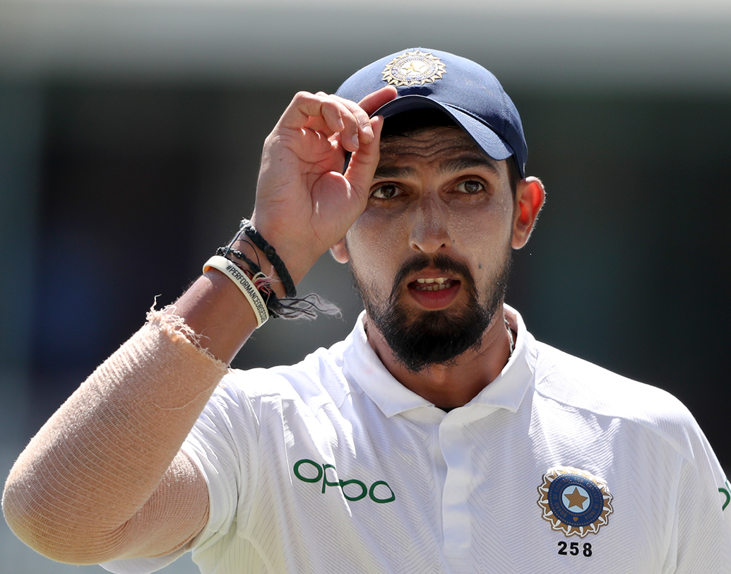 ইশান্ত শর্মা- এখন শুধু বল নয়, ব্যাটেও সমীহ করতে হবে ইশান্তকে। ওয়েস্ট ইন্ডিজ সফরেনতুন এক ইশান্তকে পেল ভারতীয় দল। দেখা যাক ভারতে এসেও ব্যাট-বল দুই বিভাগেই নজর কাড়তে পারেন কিনা।