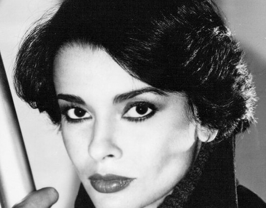 মিস ইউনিভার্সে বিজয়িনী হতে না পারলেও পরসিসের কাছে খুলে গেল বিজ্ঞাপন জগতের বড় সুযোগ। এয়ার ইন্ডিয়া, রেভলন এবং গার্ডেন ভারেলি-র মডেল ছিলেন তিনি।