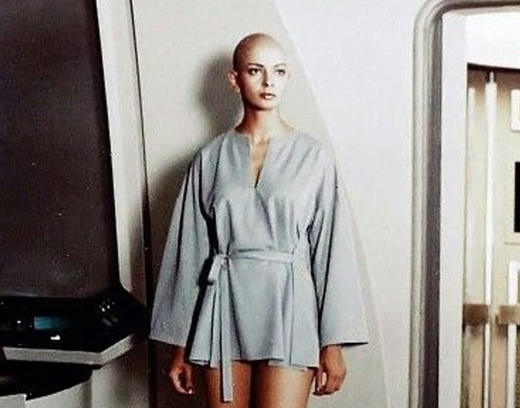 ১৯৮২ সালে বিয়ে। আলাপের মাত্র কয়েক সপ্তাহের মধ্যে বিয়ে করেছিলেন পরসিস খম্বাটা এবং হলিউডের অভিনেতা ক্লিফ টেলর। কিন্তু মাত্র দু’মাস পরে ভেঙে যায় তাঁদের দাম্পত্য। ১৯৮৬ সালে বিয়ে করেছিলেন নরেন পারেখকে।