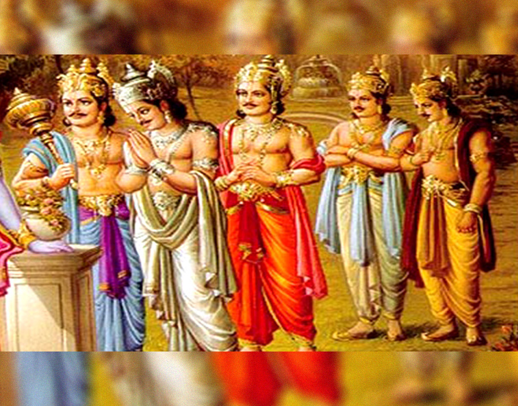 প্রচলিত বিশ্বাস, ১২ বছর বনবাসের সময় যখন পাণ্ডবরা এক বছর অজ্ঞাতবাসে কাটাচ্ছিলেন, তখন এই ভীমকুণ্ডের পাশ দিয়েই যাচ্ছিলেন। সে সময় এখানে ভীমকুণ্ড ছিল না। ওখান দিয়ে যাওয়ার সময় দ্রৌপদীর খুব তেষ্টা পায়। কিন্তু গভীর অরণ্যে তেষ্টা মেটানোর মতো কোনও জলাশয়ই খুঁজে পাননি পাণ্ডবরা।