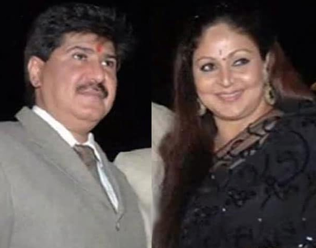 স্বামীর বিরুদ্ধে গার্হ্যস্থ হিংসার অভিনয় এনেছিলেন রতি। ২০১৫ সালে ভেঙে যায় অনিল-রতির কুড়ি বছরের দাম্পত্য। যদিও তাঁর বিরুদ্ধে স্ত্রীর অভিযোগ অস্বীকার করেছিলেন অনিল ভিরওয়ানি।