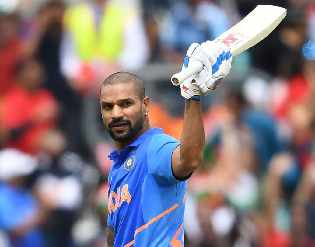 শিখর ধওয়ন- ক্যারিবিয়ান সফর একদমই ভাল যায়নি। তিন ম্যাচে সংগ্রহ মাত্র ২৪ রান। বিশ্বকাপে চোটের জন্য ছিটকে যাওয়ার পর, এখনও ফর্মে ফিরতে পারেননি। দেশের মাটিতে, ব্যাটিং সহায়ক পিচে তিনি অবশ্যই চাইবেন তাঁর হারানো ফর্ম ফিরে পেতে।