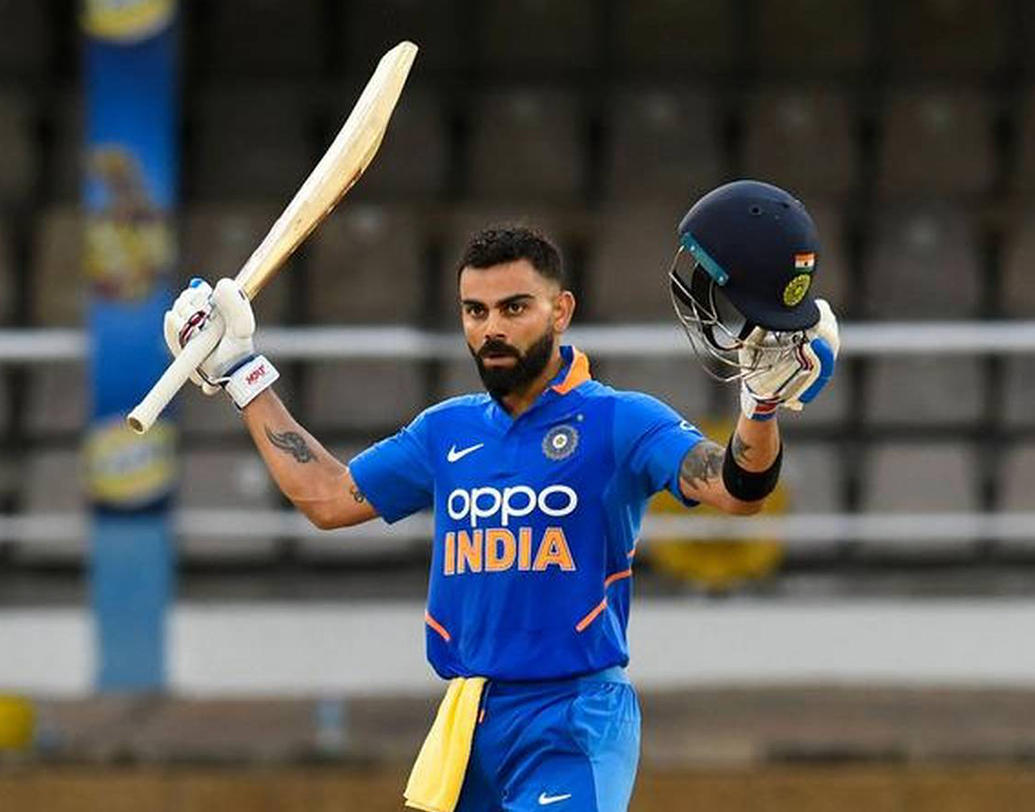 বিরাট কোহালি (অধিনায়ক)- রান-মেশিন কোহালি টি২০-তে সর্বোচ্চ রানশিকারি রোহিতের থেকে ৫৩ রান পিছিয়ে। এই সিরিজে দুই ভারতীয় তারকার লড়াই উপভোগ্য হয়ে উঠবে তা বলাই যায়।