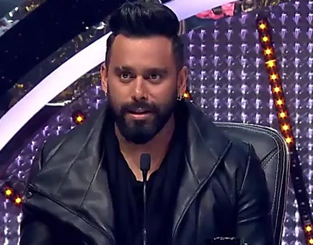 বস্কো মার্টিস: বস্কো মার্টিস এবং সিজার গঞ্জালভেজ যৌথ ভাবে কোরিওগ্রাফ করেন। বস্কো-সিজার নামেই বেশি পরিচিত এই জুটি। ‘জিন্দেগি না মিলেগি দোবারা’ ছবিতে ‘সেনোরিটা’ গানের জন্য সেরা কোরিওগ্রাফার হিসেবে জাতীয় পুরস্কার পান।