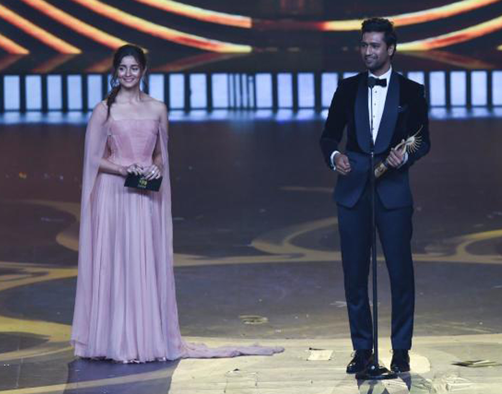 আর শ্রেষ্ঠ সিনেমার সম্মান কোন ছবি পেল জানেন? এখানেও সেই ‘রাজি’-র জয়জয়কার।