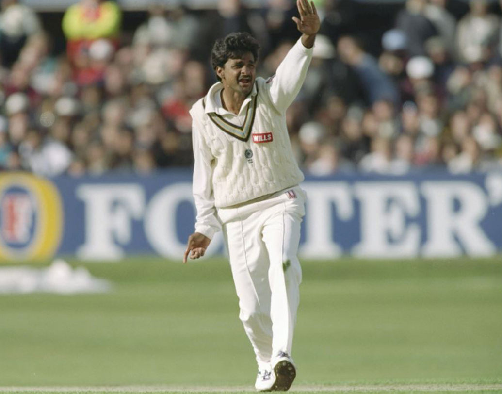 পঞ্চাশটি উইকেট নিতে শ্রীনাথ নিয়েছিলেন ১৯টি টেস্ট। ইংল্যান্ডের বিরুদ্ধে বার্মিংহ্যামে প্রথম ইনিংসে নাসের হুসেনের উইকেট নিয়ে তিনি পঞ্চাশ উইকেট নেওয়ার কীর্তি ছুঁয়েছিলেন।