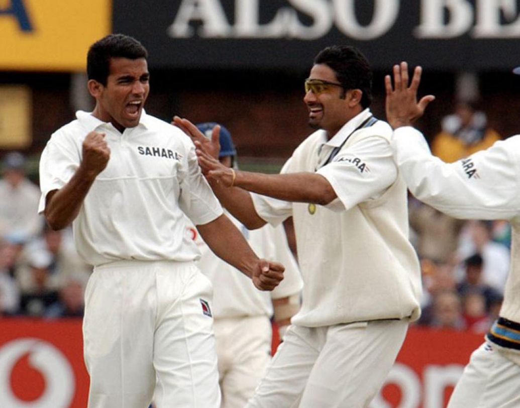 তবে পঞ্চাশটি উইকেট নিতে তিনিও তাঁর পূর্বসূরির মতো নেন ১৯টি টেস্ট। সৌরভের অধিনায়কত্বে ভারতীয় পেসারদের গতিও যে ভয় দেখাতে পারে, তাঁরাও যে চোখে চোখ রেখে ব্যাটসম্যানদের শিরদাঁড়ায় ঠান্ডা স্রোত নামাতে পারেন তা বুঝিয়ে ছিলেন জাহির। পরবর্তী সময় যা রপ্ত করেন শামিরা।